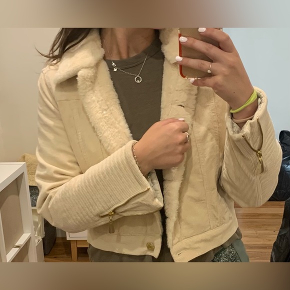 Corduroy jacket, worn once - Picture 9 of 9